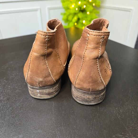 Frye Mallory Distressed Ankle Boots Women's 8.5 - Picture 2 of 8
